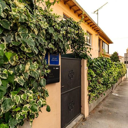Colosseum Garden Studio Apartments 普拉 外观 照片