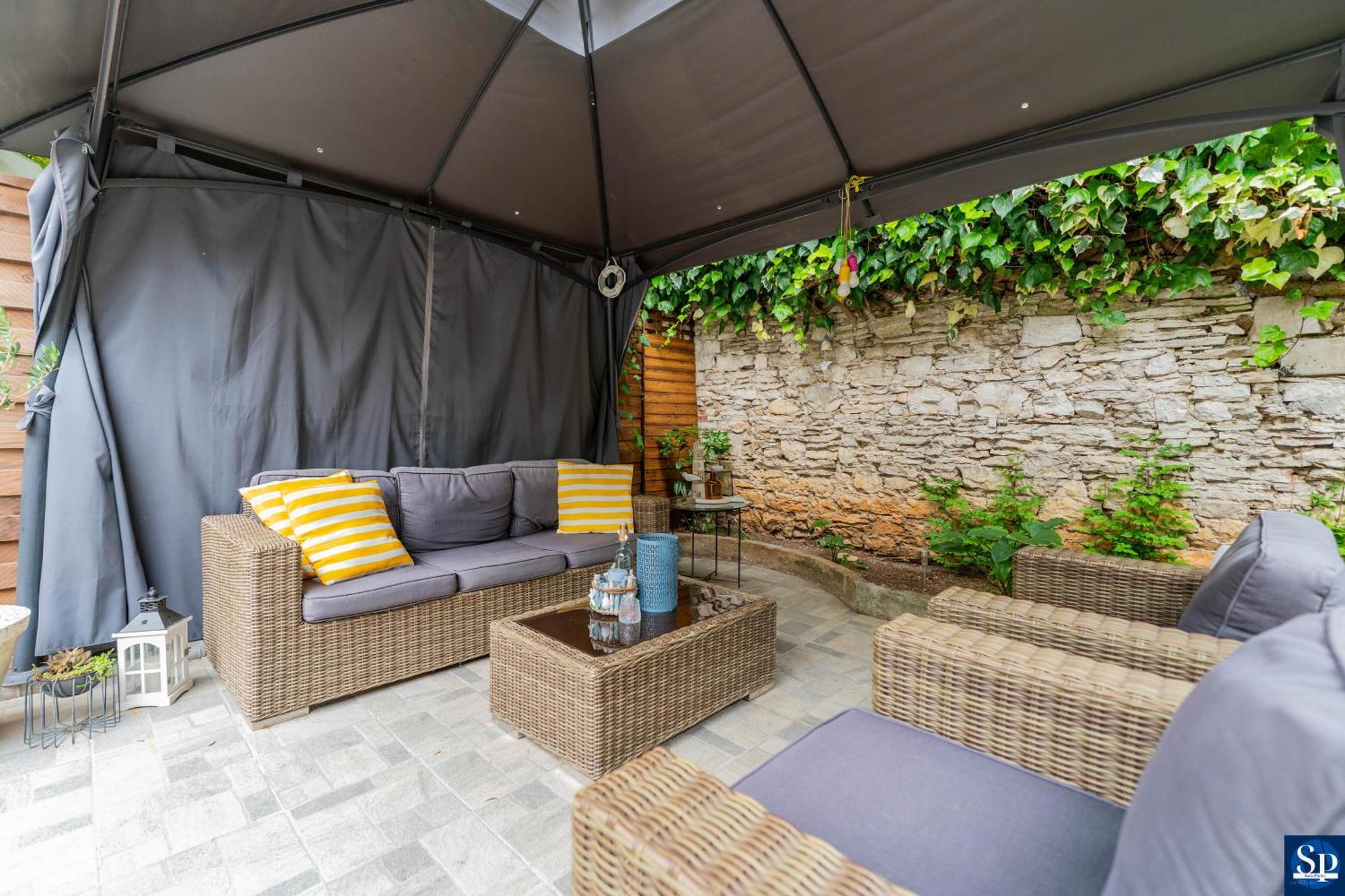 Colosseum Garden Studio Apartments 普拉 外观 照片