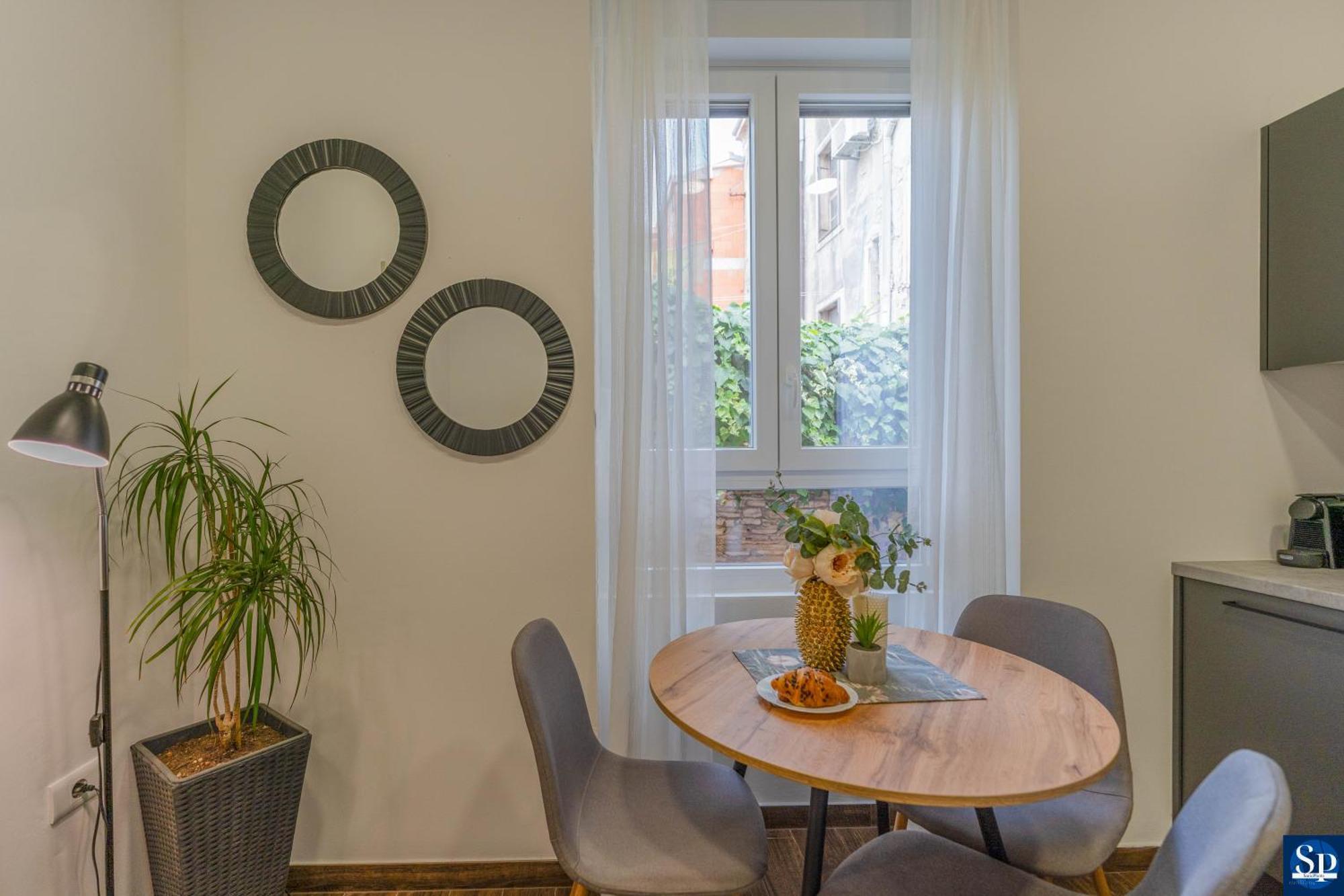 Colosseum Garden Studio Apartments 普拉 外观 照片