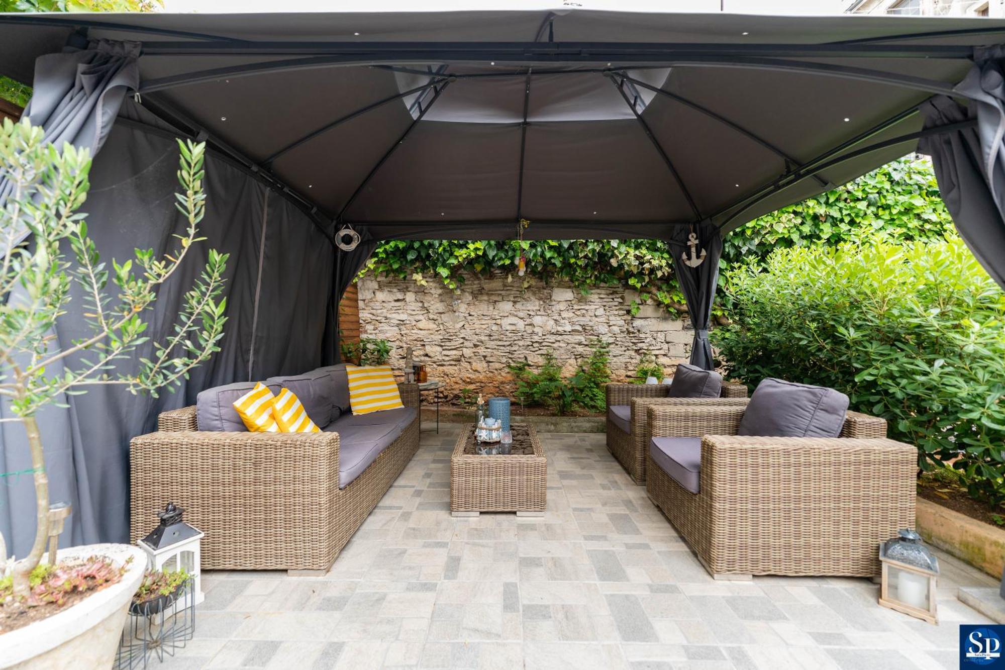 Colosseum Garden Studio Apartments 普拉 外观 照片