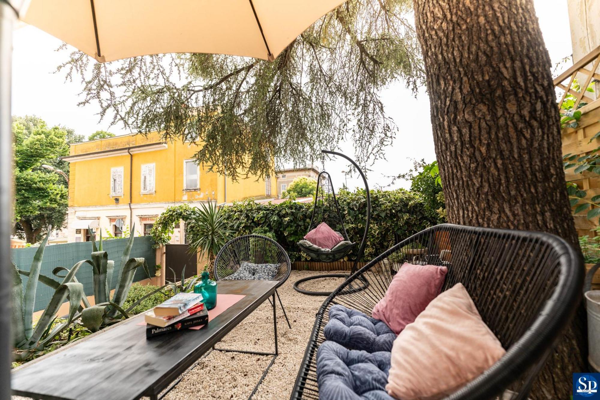 Colosseum Garden Studio Apartments 普拉 外观 照片