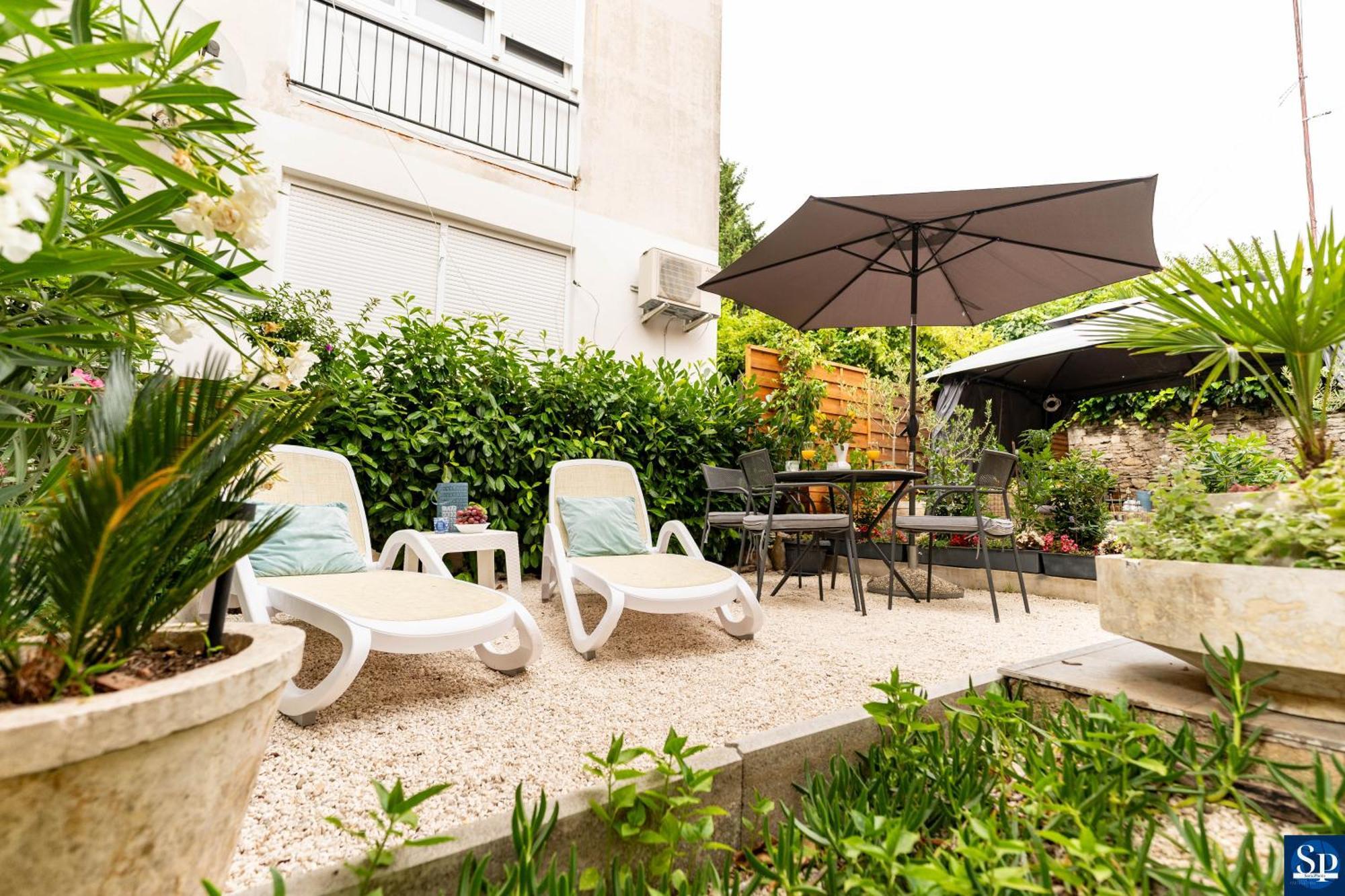 Colosseum Garden Studio Apartments 普拉 外观 照片